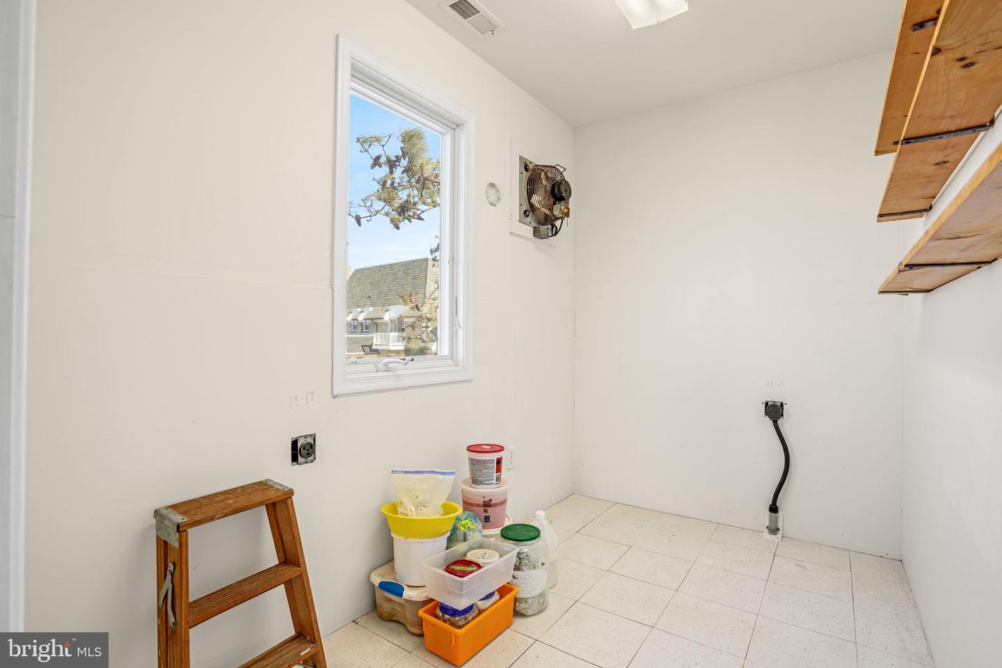 4443 SHADY LN, CHINCOTEAGUE ISLAND, Virginia 23336, 3 Bedrooms Bedrooms, ,3 BathroomsBathrooms,Residential,For sale,4443 SHADY LN,VAAC2002646 MLS # VAAC2002646