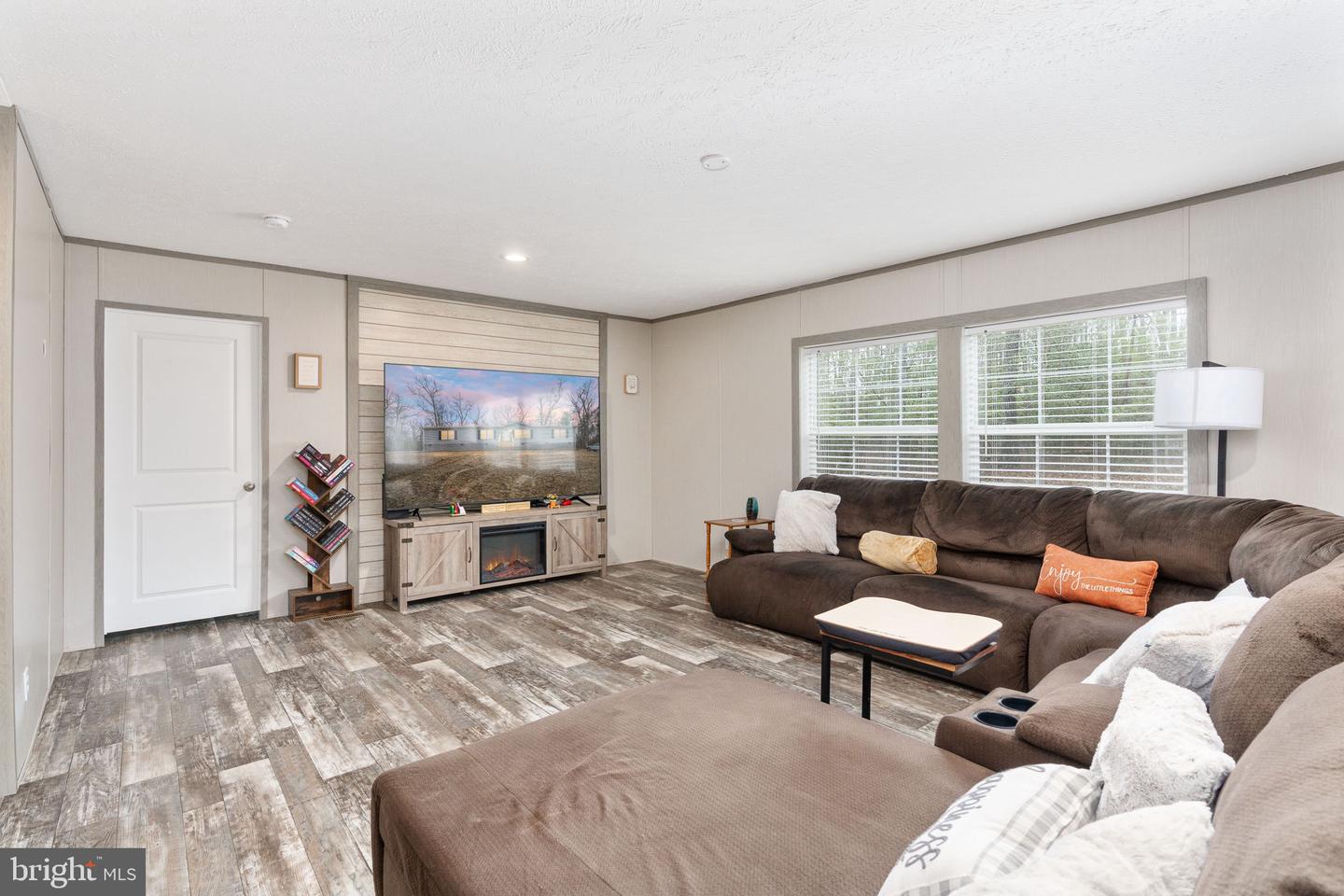 29373 WESTWARD LN, DOSWELL, Virginia 23047, 4 Bedrooms Bedrooms, ,2 BathroomsBathrooms,Residential,For sale,29373 WESTWARD LN,VACV2009616 MLS # VACV2009616