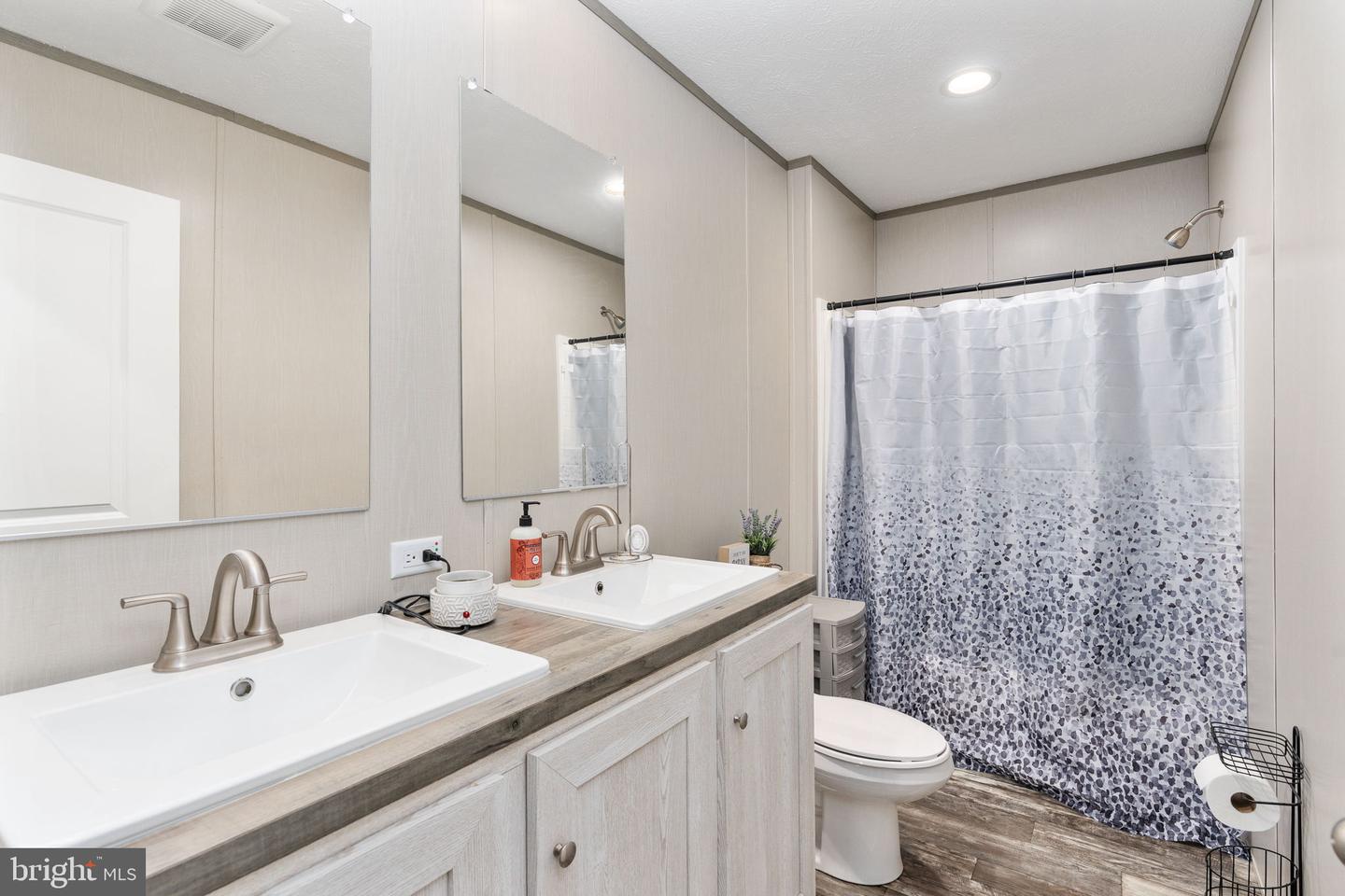 29373 WESTWARD LN, DOSWELL, Virginia 23047, 4 Bedrooms Bedrooms, ,2 BathroomsBathrooms,Residential,For sale,29373 WESTWARD LN,VACV2009616 MLS # VACV2009616