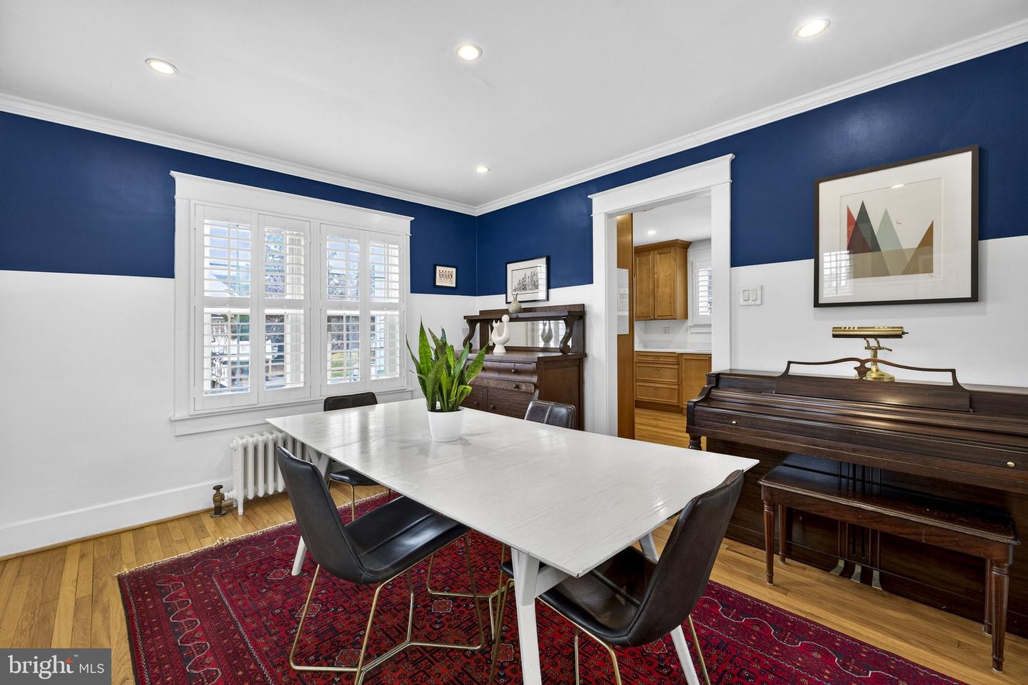 154 MONTAGUE AVE, WINCHESTER, Virginia 22601, 3 Bedrooms Bedrooms, ,1 BathroomBathrooms,Residential,For sale,154 MONTAGUE AVE,VAWI2010086 MLS # VAWI2010086