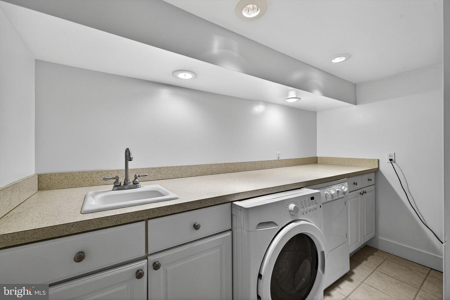 154 MONTAGUE AVE, WINCHESTER, Virginia 22601, 3 Bedrooms Bedrooms, ,1 BathroomBathrooms,Residential,For sale,154 MONTAGUE AVE,VAWI2010086 MLS # VAWI2010086