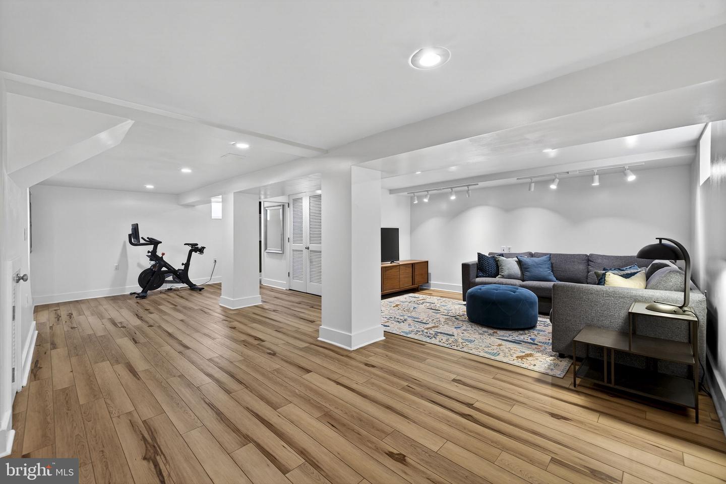 154 MONTAGUE AVE, WINCHESTER, Virginia 22601, 3 Bedrooms Bedrooms, ,1 BathroomBathrooms,Residential,For sale,154 MONTAGUE AVE,VAWI2010086 MLS # VAWI2010086