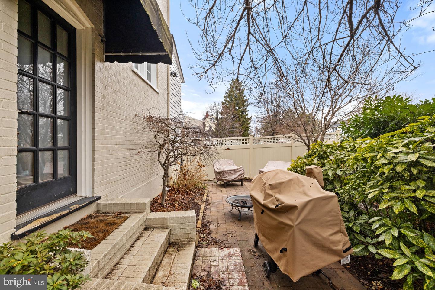 154 MONTAGUE AVE, WINCHESTER, Virginia 22601, 3 Bedrooms Bedrooms, ,1 BathroomBathrooms,Residential,For sale,154 MONTAGUE AVE,VAWI2010086 MLS # VAWI2010086