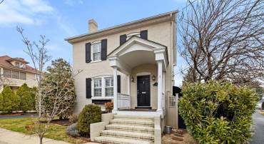 154 MONTAGUE AVE, WINCHESTER, Virginia 22601, 3 Bedrooms Bedrooms, ,1 BathroomBathrooms,Residential,For sale,154 MONTAGUE AVE,VAWI2010086 MLS # VAWI2010086