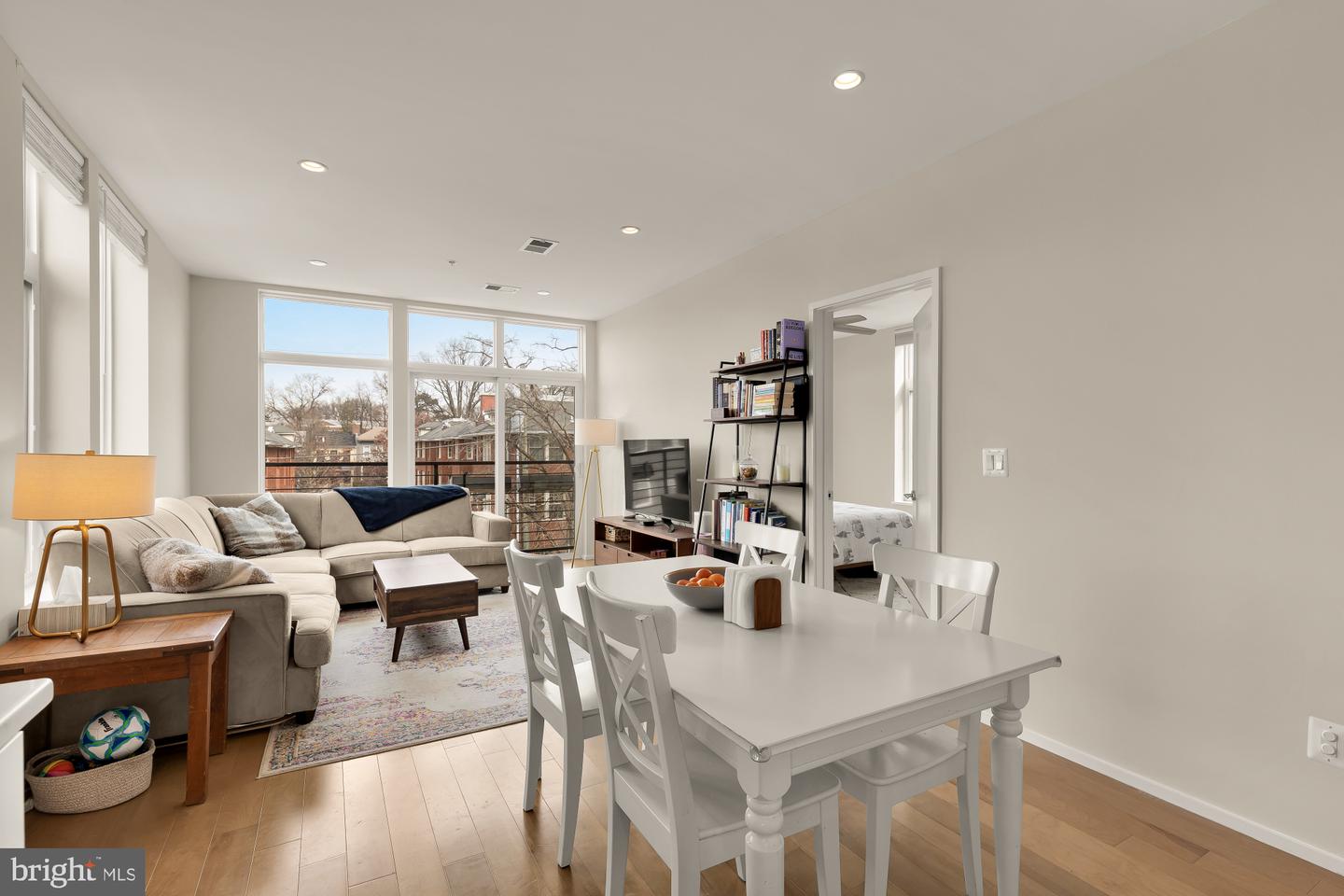 129 VARNUM ST NW #6, WASHINGTON, District Of Columbia 20011, 2 Bedrooms Bedrooms, ,2 BathroomsBathrooms,Residential,For sale,129 VARNUM ST NW #6,DCDC2248580 MLS # DCDC2248580