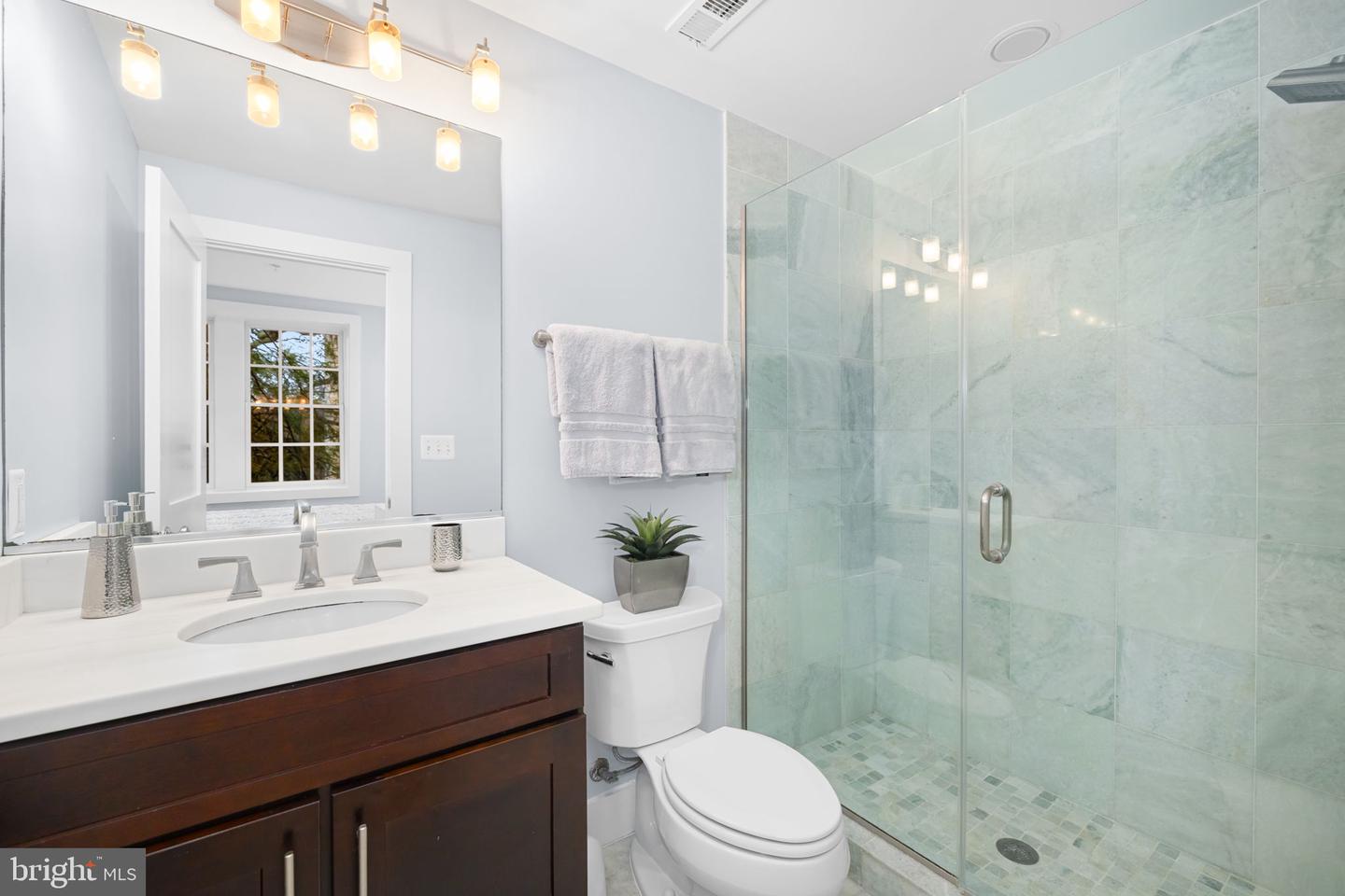 2359 ASHMEAD PL NW #3, WASHINGTON, District Of Columbia 20009, 2 Bedrooms Bedrooms, ,2 BathroomsBathrooms,Residential,For sale,2359 ASHMEAD PL NW #3,DCDC2248596 MLS # DCDC2248596