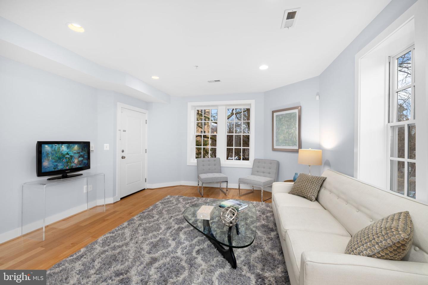 2359 ASHMEAD PL NW #3, WASHINGTON, District Of Columbia 20009, 2 Bedrooms Bedrooms, ,2 BathroomsBathrooms,Residential,For sale,2359 ASHMEAD PL NW #3,DCDC2248596 MLS # DCDC2248596