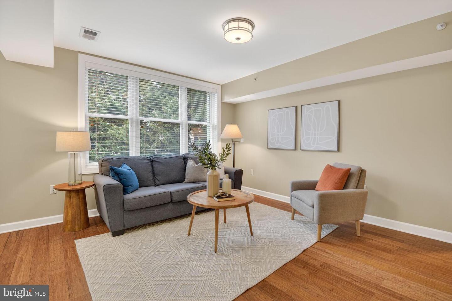 5040 1ST ST NW #302, WASHINGTON, District Of Columbia 20011, 2 Bedrooms Bedrooms, 7 Rooms Rooms,2 BathroomsBathrooms,Residential,For sale,5040 1ST ST NW #302,DCDC2248628 MLS # DCDC2248628