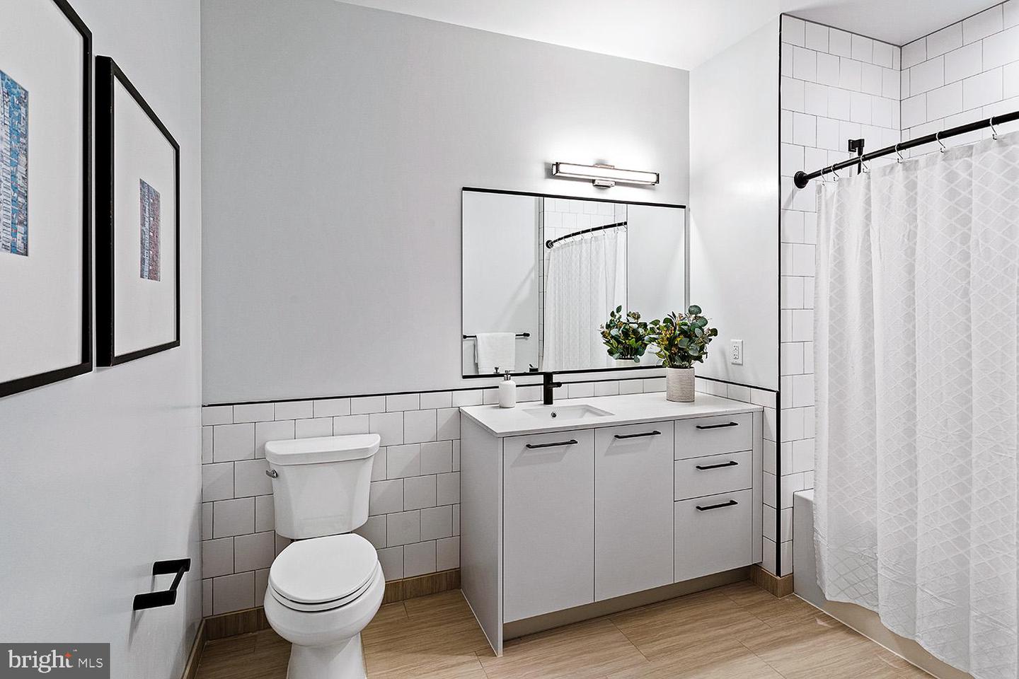 1625 ECKINGTON PL NE #PH205, WASHINGTON, District Of Columbia 20002, 2 Bedrooms Bedrooms, ,2 BathroomsBathrooms,Residential,For sale,1625 ECKINGTON PL NE #PH205,DCDC2248636 MLS # DCDC2248636