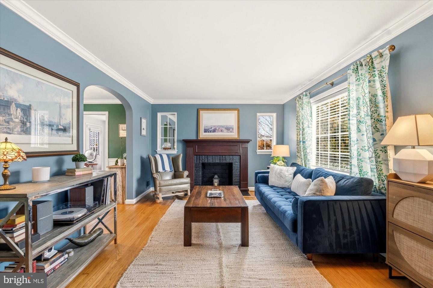 802 GRAND VIEW DR, ALEXANDRIA, Virginia 22305, 5 Bedrooms Bedrooms, ,3 BathroomsBathrooms,Residential,For sale,802 GRAND VIEW DR,VAAX2054714 MLS # VAAX2054714