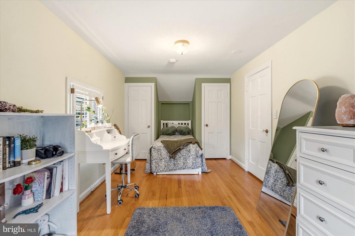 802 GRAND VIEW DR, ALEXANDRIA, Virginia 22305, 5 Bedrooms Bedrooms, ,3 BathroomsBathrooms,Residential,For sale,802 GRAND VIEW DR,VAAX2054714 MLS # VAAX2054714