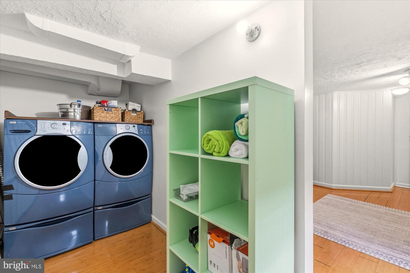 802 GRAND VIEW DR, ALEXANDRIA, Virginia 22305, 5 Bedrooms Bedrooms, ,3 BathroomsBathrooms,Residential,For sale,802 GRAND VIEW DR,VAAX2054714 MLS # VAAX2054714