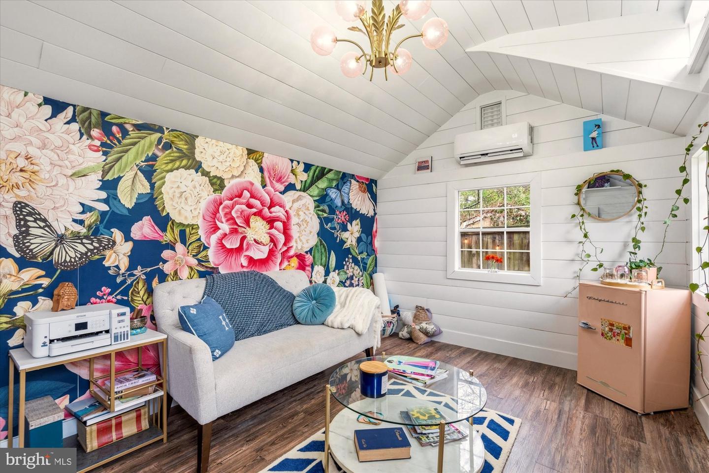 802 GRAND VIEW DR, ALEXANDRIA, Virginia 22305, 5 Bedrooms Bedrooms, ,3 BathroomsBathrooms,Residential,For sale,802 GRAND VIEW DR,VAAX2054714 MLS # VAAX2054714