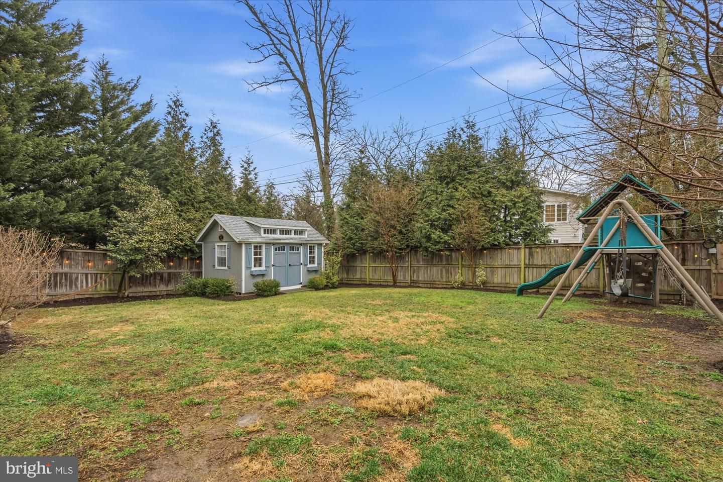 802 GRAND VIEW DR, ALEXANDRIA, Virginia 22305, 5 Bedrooms Bedrooms, ,3 BathroomsBathrooms,Residential,For sale,802 GRAND VIEW DR,VAAX2054714 MLS # VAAX2054714