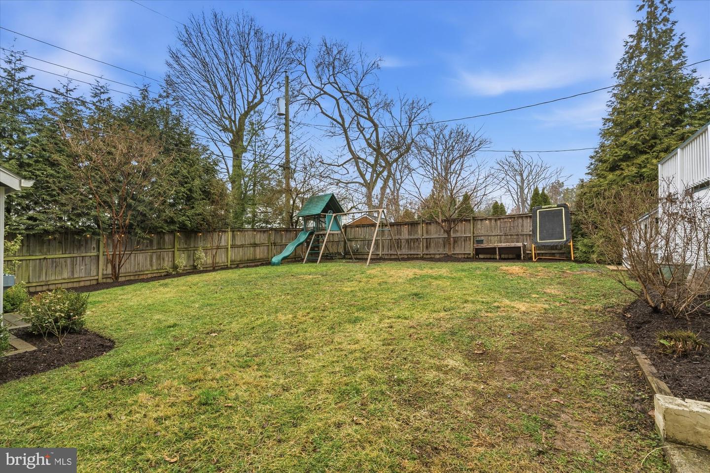 802 GRAND VIEW DR, ALEXANDRIA, Virginia 22305, 5 Bedrooms Bedrooms, ,3 BathroomsBathrooms,Residential,For sale,802 GRAND VIEW DR,VAAX2054714 MLS # VAAX2054714