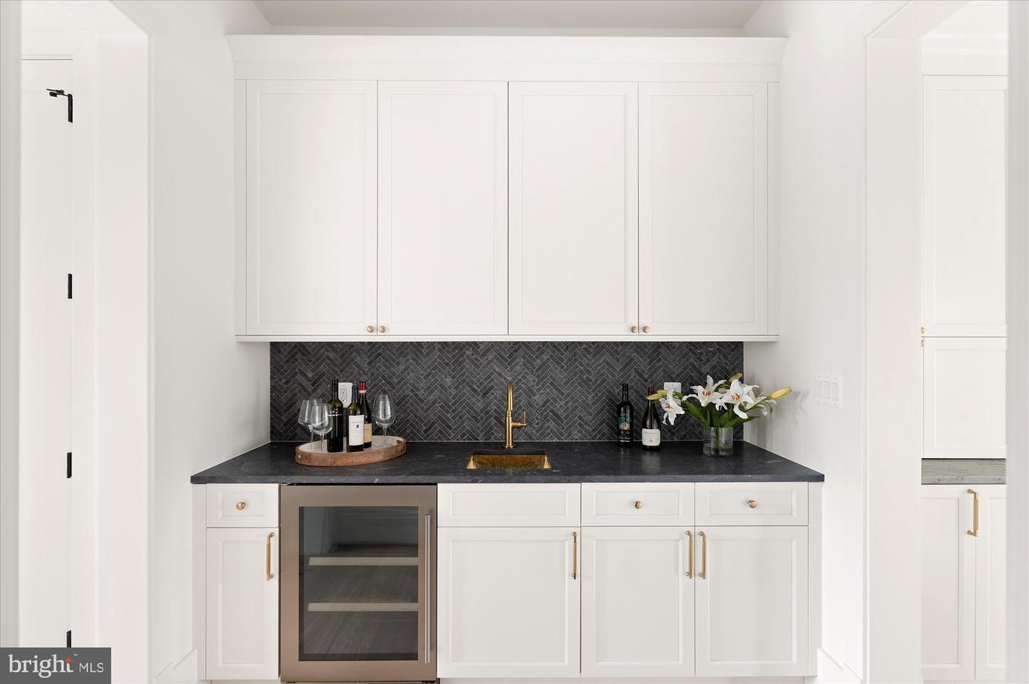 2231 N TUCKAHOE ST, FALLS CHURCH, Virginia 22043, 6 Bedrooms Bedrooms, ,6 BathroomsBathrooms,Residential,For sale,2231 N TUCKAHOE ST,VAFX2293788 MLS # VAFX2293788