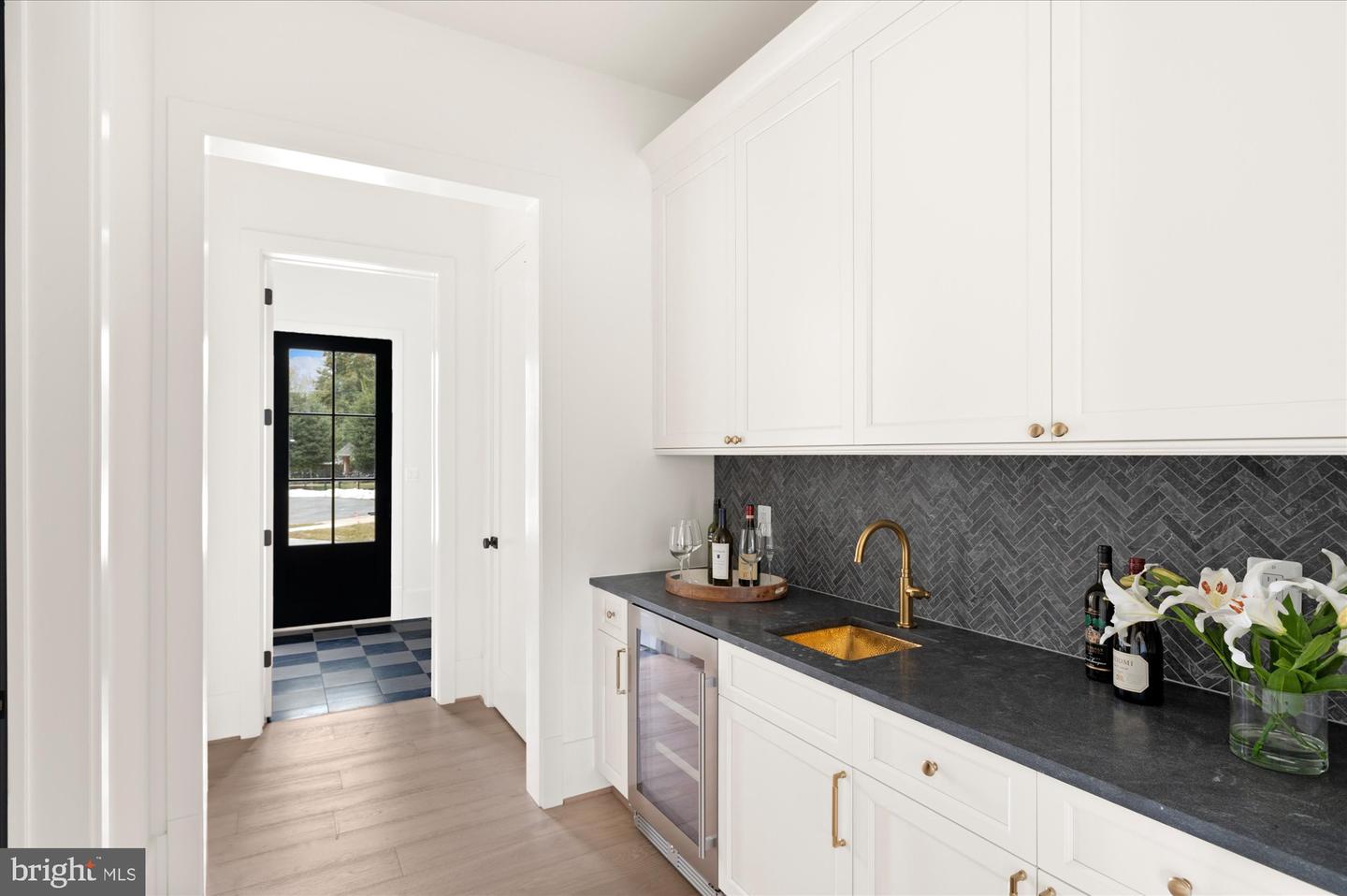 2231 N TUCKAHOE ST, FALLS CHURCH, Virginia 22043, 6 Bedrooms Bedrooms, ,6 BathroomsBathrooms,Residential,For sale,2231 N TUCKAHOE ST,VAFX2293788 MLS # VAFX2293788