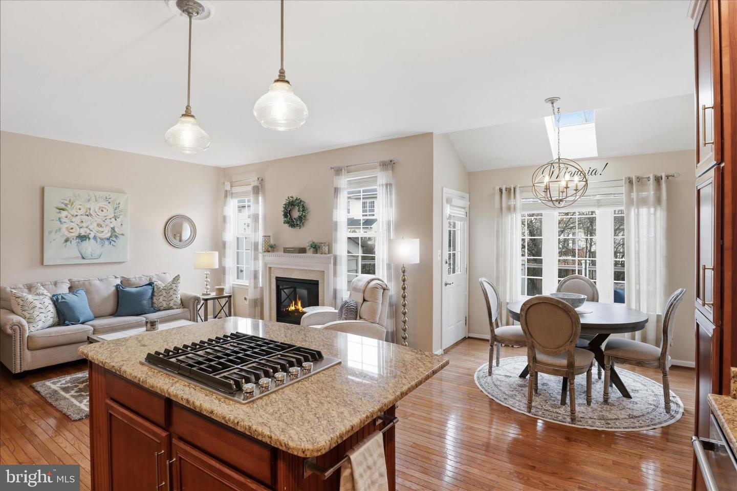 25524 CROSSFIELD DR, CHANTILLY, Virginia 20152, 3 Bedrooms Bedrooms, ,2 BathroomsBathrooms,Residential,For sale,25524 CROSSFIELD DR,VALO2117274 MLS # VALO2117274