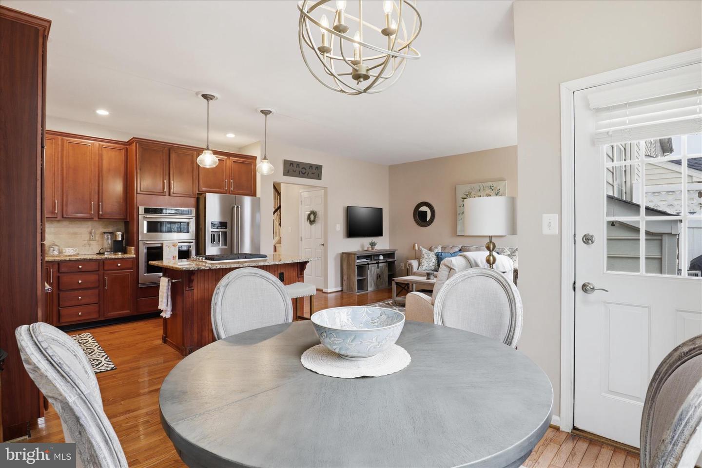 25524 CROSSFIELD DR, CHANTILLY, Virginia 20152, 3 Bedrooms Bedrooms, ,2 BathroomsBathrooms,Residential,For sale,25524 CROSSFIELD DR,VALO2117274 MLS # VALO2117274