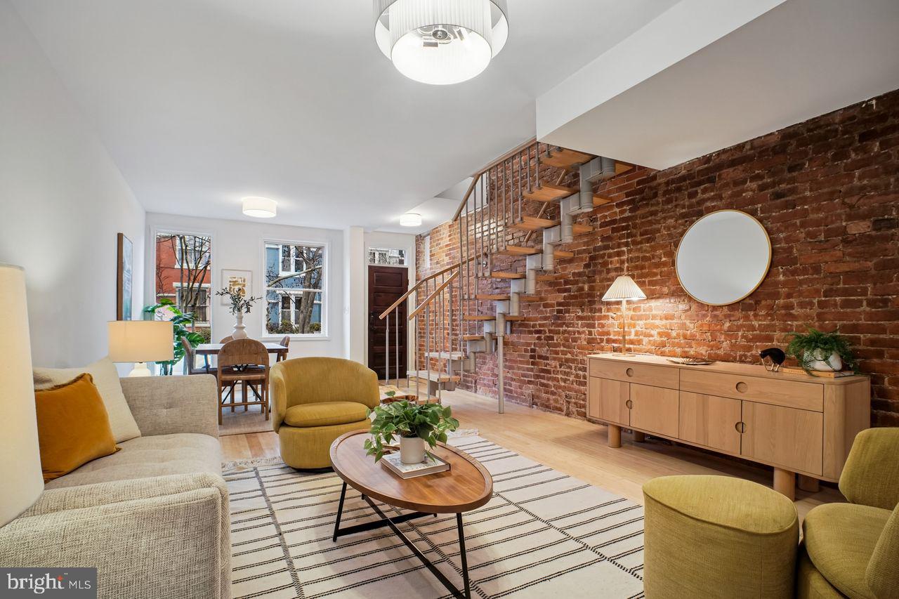 1227 DUNCAN PL NE, WASHINGTON, District Of Columbia 20002, 3 Bedrooms Bedrooms, ,2 BathroomsBathrooms,Residential,For sale,1227 DUNCAN PL NE,DCDC2248728 MLS # DCDC2248728