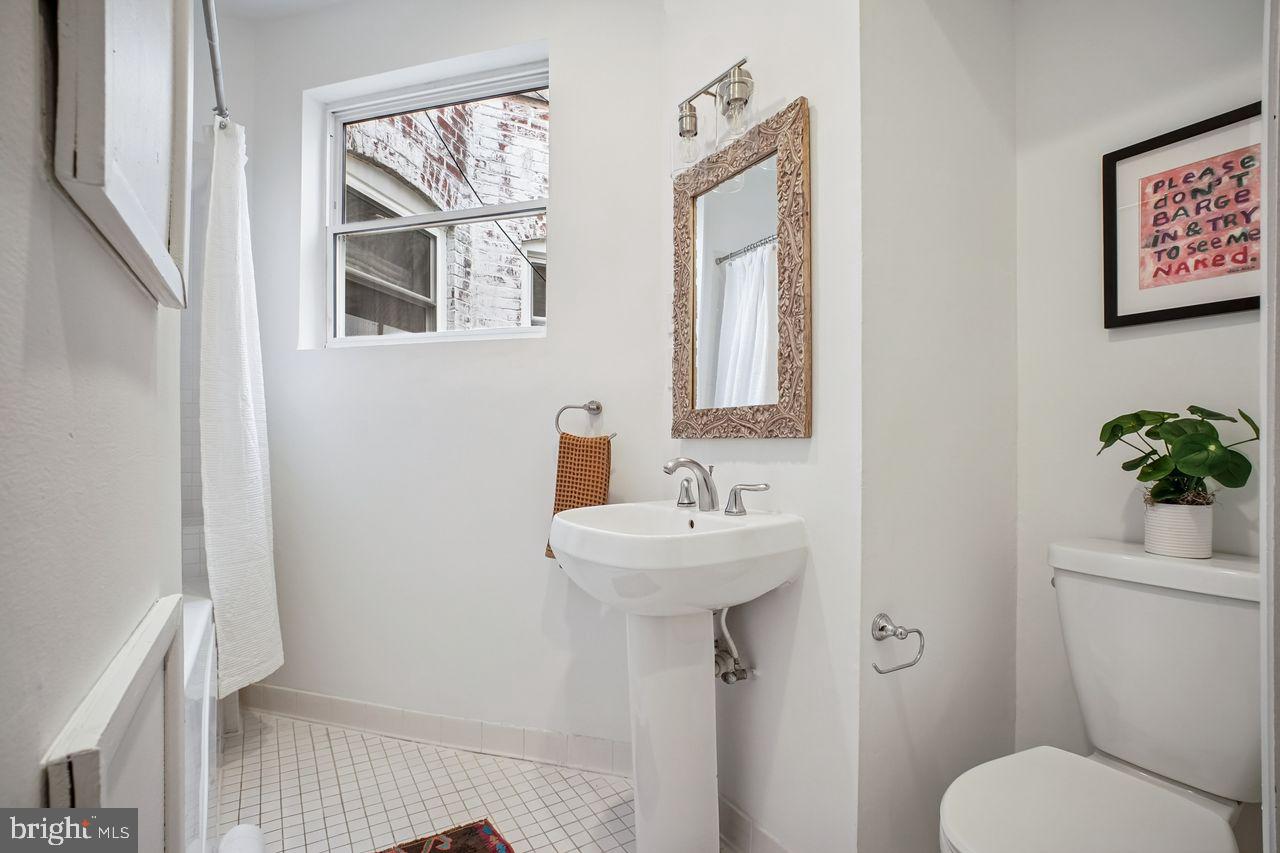 1227 DUNCAN PL NE, WASHINGTON, District Of Columbia 20002, 3 Bedrooms Bedrooms, ,2 BathroomsBathrooms,Residential,For sale,1227 DUNCAN PL NE,DCDC2248728 MLS # DCDC2248728