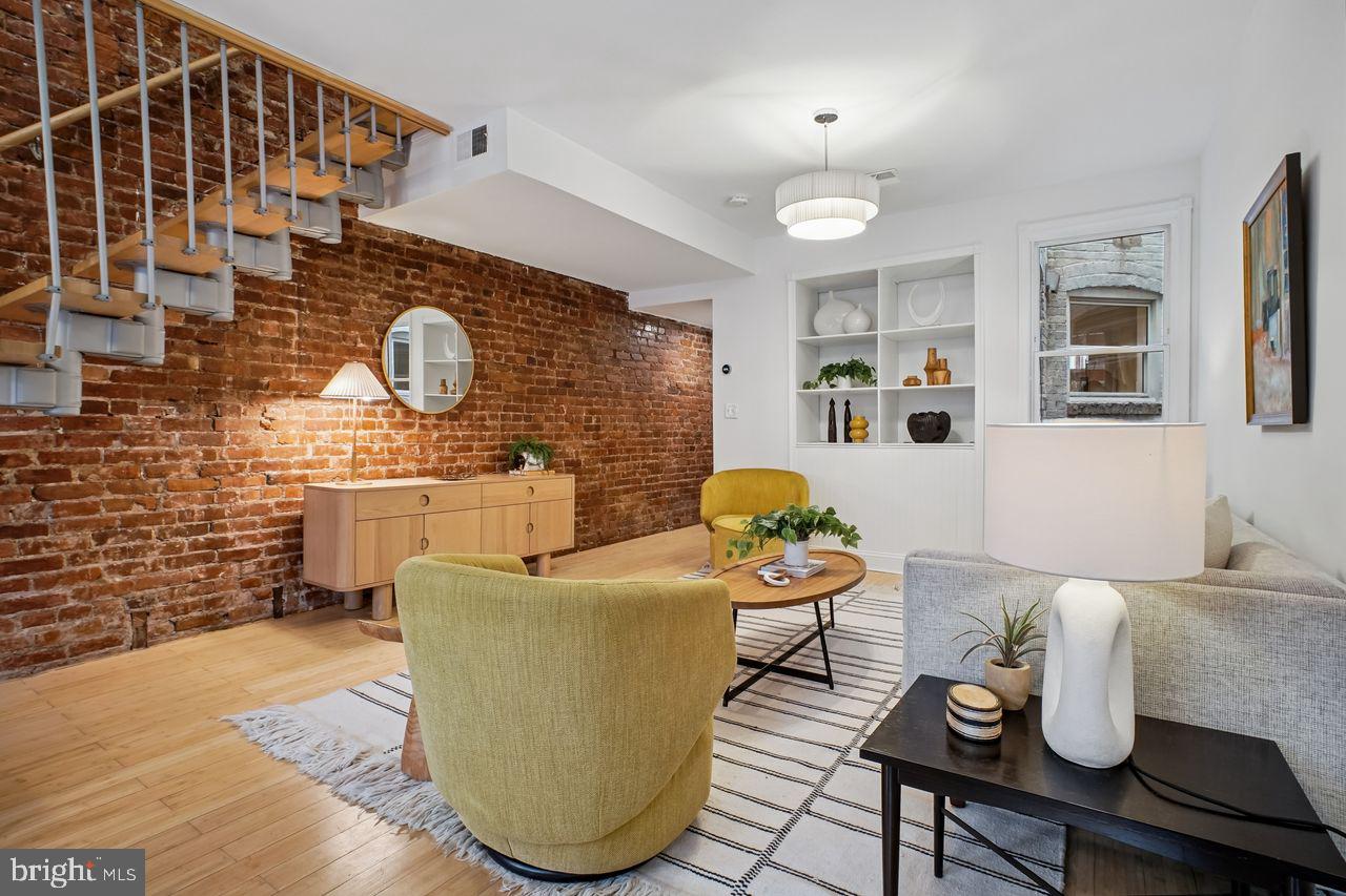 1227 DUNCAN PL NE, WASHINGTON, District Of Columbia 20002, 3 Bedrooms Bedrooms, ,2 BathroomsBathrooms,Residential,For sale,1227 DUNCAN PL NE,DCDC2248728 MLS # DCDC2248728