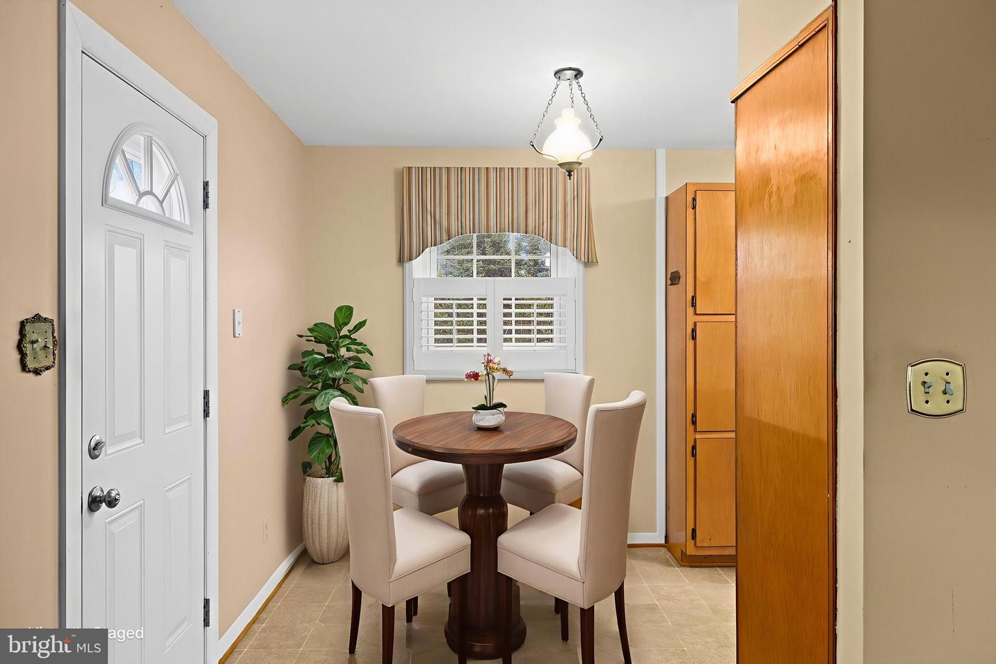 315 LESCO BLVD, CULPEPER, Virginia 22701, 3 Bedrooms Bedrooms, 8 Rooms Rooms,1 BathroomBathrooms,Residential,For sale,315 LESCO BLVD,VACU2012836 MLS # VACU2012836