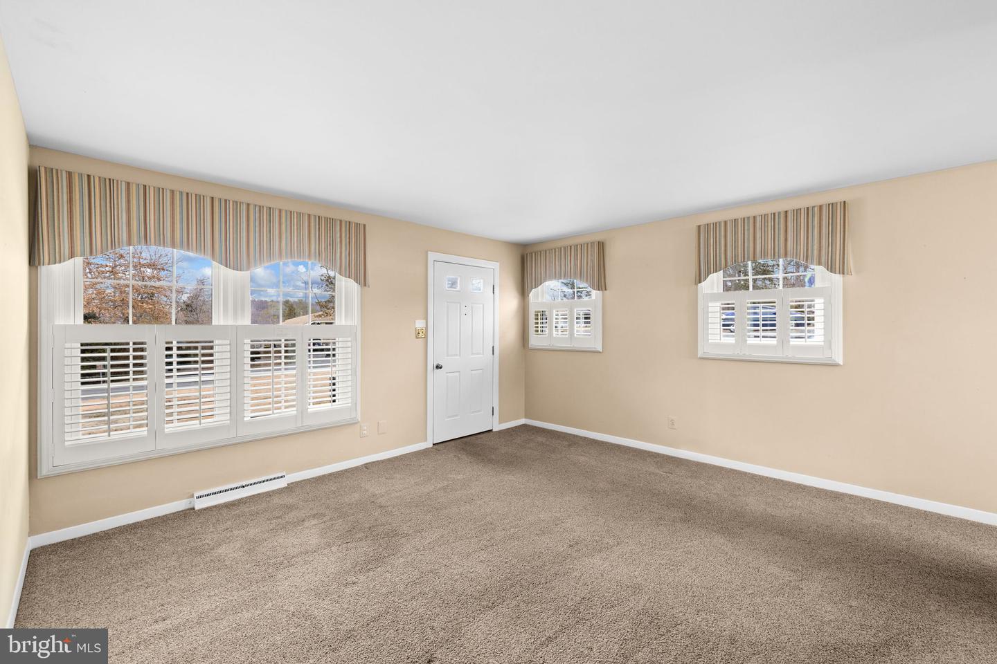 315 LESCO BLVD, CULPEPER, Virginia 22701, 3 Bedrooms Bedrooms, 8 Rooms Rooms,1 BathroomBathrooms,Residential,For sale,315 LESCO BLVD,VACU2012836 MLS # VACU2012836