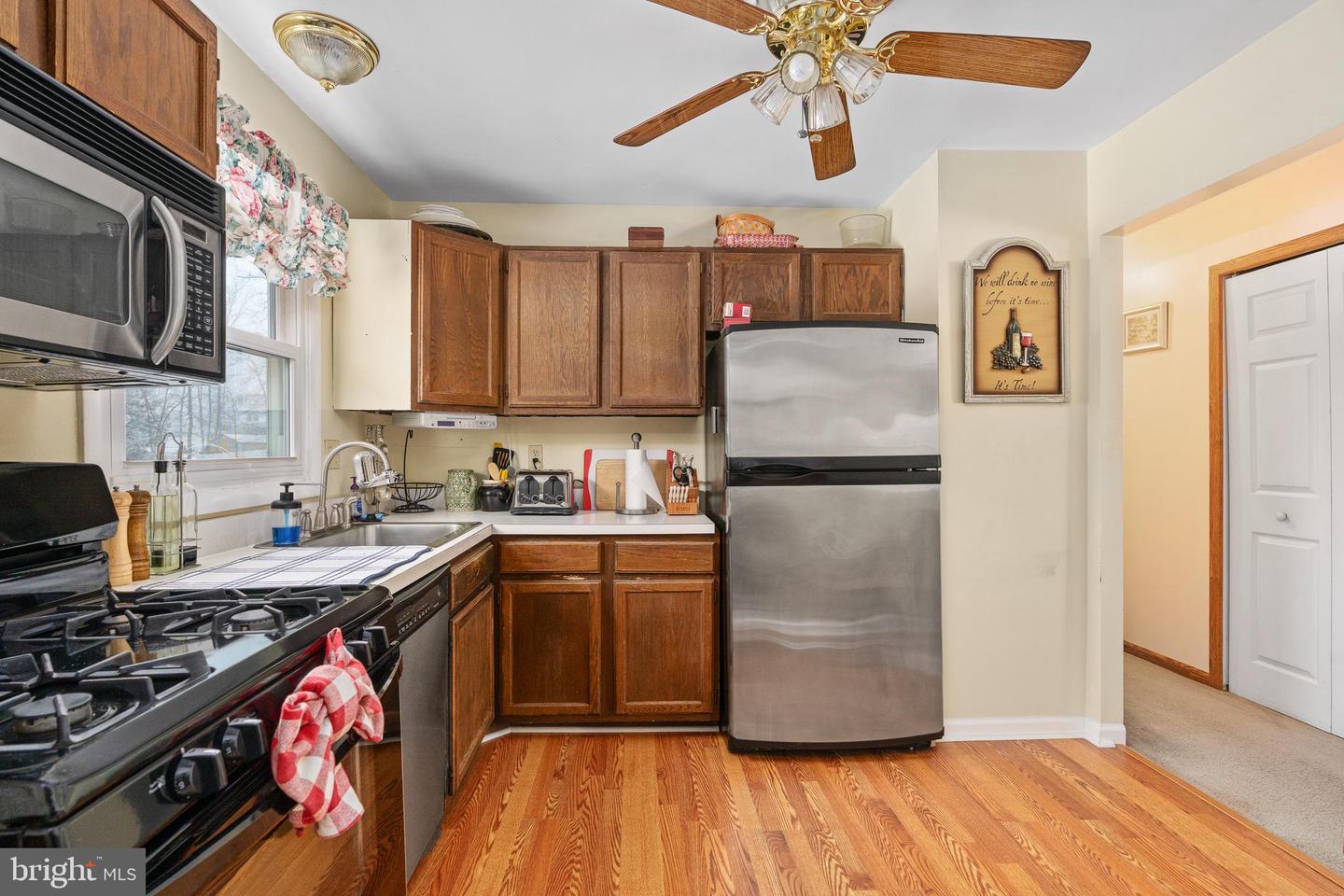 3304 WAVERLY DR, FREDERICKSBURG, Virginia 22407, 4 Bedrooms Bedrooms, ,2 BathroomsBathrooms,Residential,For sale,3304 WAVERLY DR,VASP2039720 MLS # VASP2039720