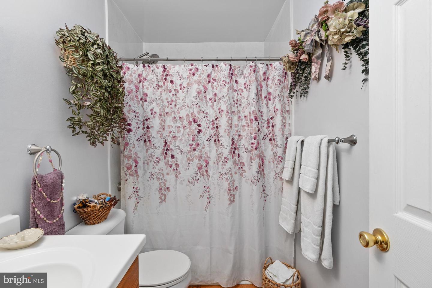 3304 WAVERLY DR, FREDERICKSBURG, Virginia 22407, 4 Bedrooms Bedrooms, ,2 BathroomsBathrooms,Residential,For sale,3304 WAVERLY DR,VASP2039720 MLS # VASP2039720