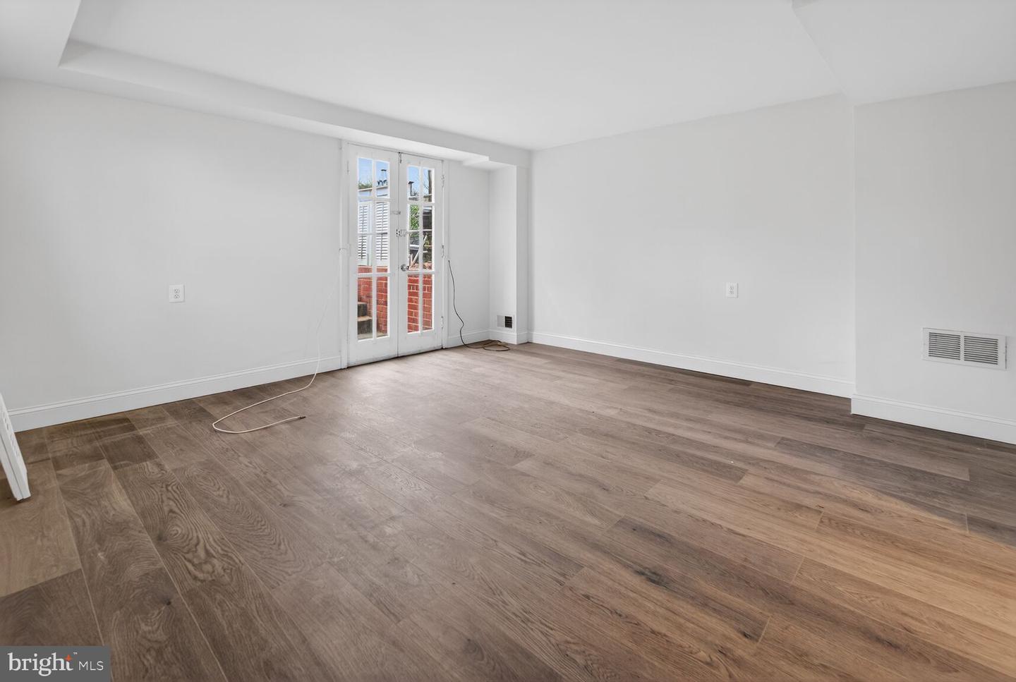 301 I ST SW #108, WASHINGTON, District Of Columbia 20024, 3 Bedrooms Bedrooms, ,2 BathroomsBathrooms,Residential,For sale,301 I ST SW #108,DCDC2248764 MLS # DCDC2248764