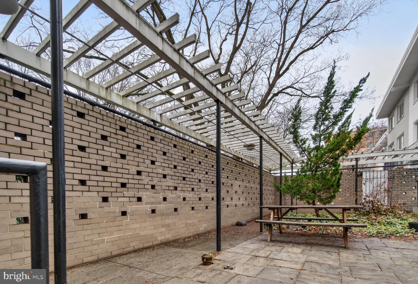 301 I ST SW #108, WASHINGTON, District Of Columbia 20024, 3 Bedrooms Bedrooms, ,2 BathroomsBathrooms,Residential,For sale,301 I ST SW #108,DCDC2248764 MLS # DCDC2248764