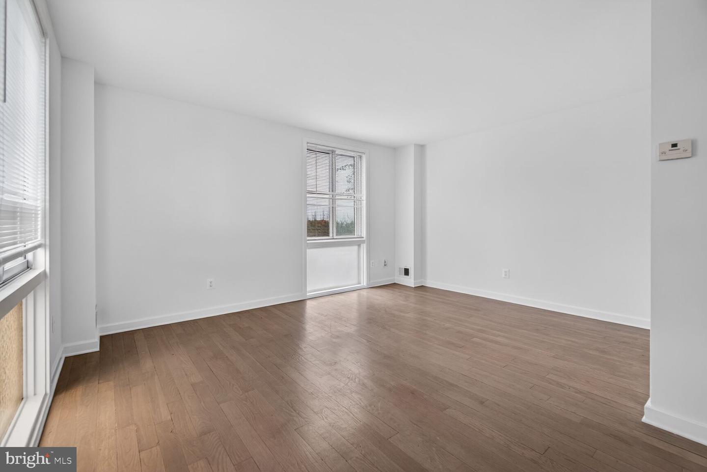 301 I ST SW #108, WASHINGTON, District Of Columbia 20024, 3 Bedrooms Bedrooms, ,2 BathroomsBathrooms,Residential,For sale,301 I ST SW #108,DCDC2248764 MLS # DCDC2248764