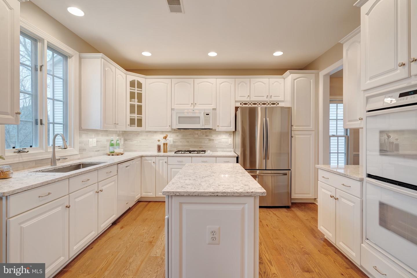 2619 AMANDA CT, VIENNA, Virginia 22180, 4 Bedrooms Bedrooms, ,3 BathroomsBathrooms,Residential,For sale,2619 AMANDA CT,VAFX2293894 MLS # VAFX2293894