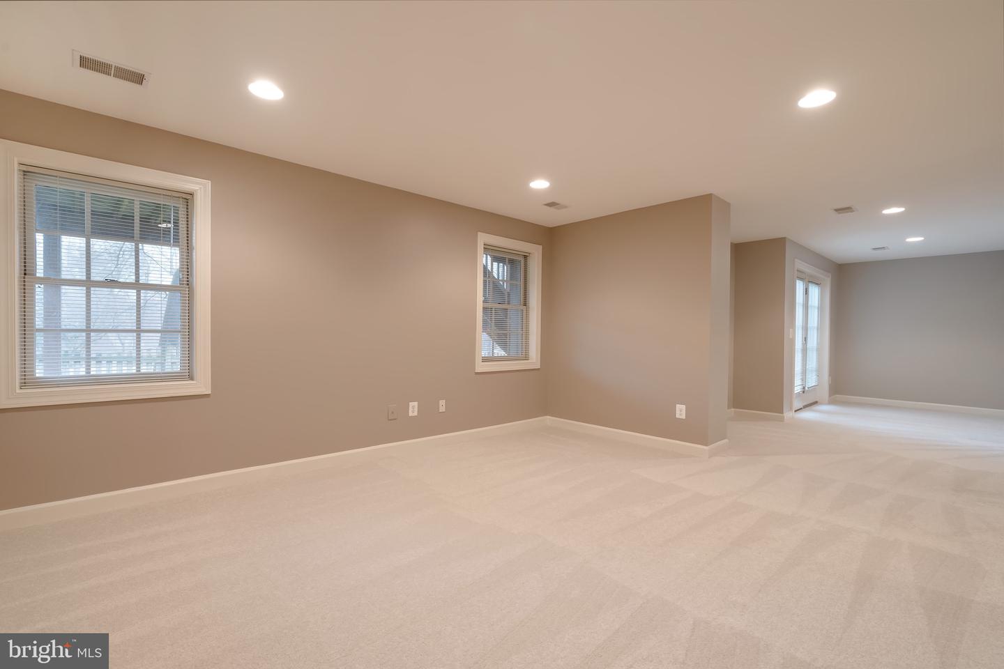 2619 AMANDA CT, VIENNA, Virginia 22180, 4 Bedrooms Bedrooms, ,3 BathroomsBathrooms,Residential,For sale,2619 AMANDA CT,VAFX2293894 MLS # VAFX2293894