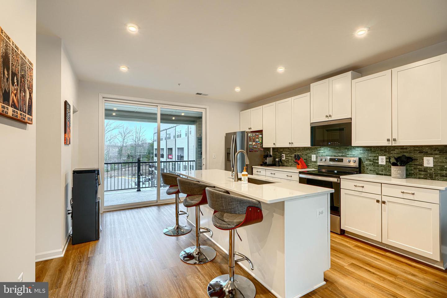 2596 NEABSCO COMMON PL, WOODBRIDGE, Virginia 22191, 3 Bedrooms Bedrooms, ,2 BathroomsBathrooms,Residential,For sale,2596 NEABSCO COMMON PL,VAPW2113698 MLS # VAPW2113698