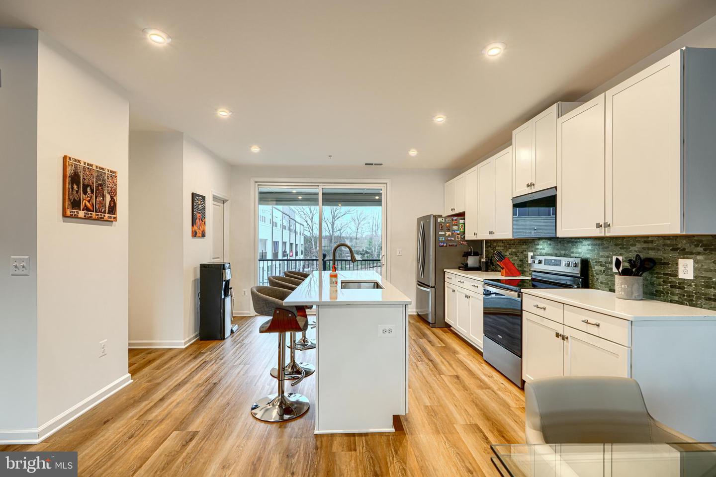 2596 NEABSCO COMMON PL, WOODBRIDGE, Virginia 22191, 3 Bedrooms Bedrooms, ,2 BathroomsBathrooms,Residential,For sale,2596 NEABSCO COMMON PL,VAPW2113698 MLS # VAPW2113698