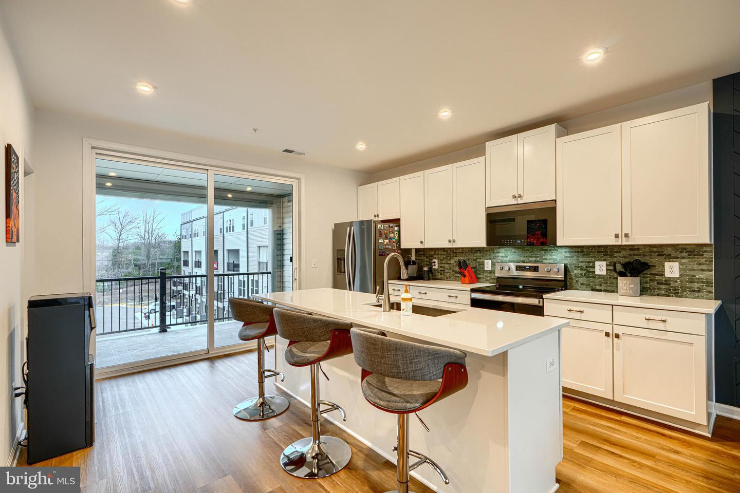 2596 NEABSCO COMMON PL, WOODBRIDGE, Virginia 22191, 3 Bedrooms Bedrooms, ,2 BathroomsBathrooms,Residential,For sale,2596 NEABSCO COMMON PL,VAPW2113698 MLS # VAPW2113698