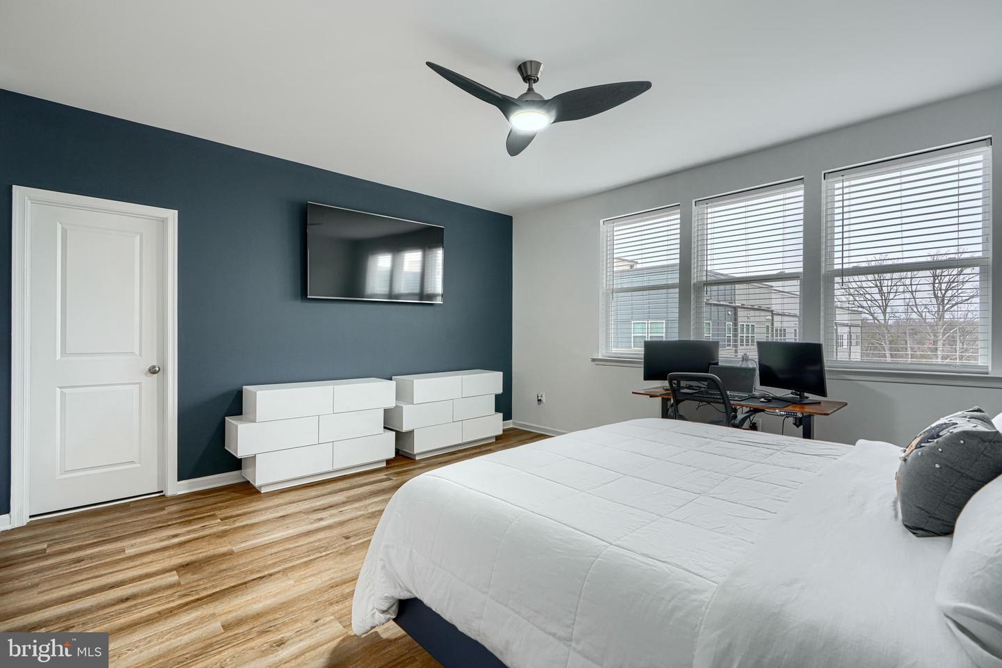 2596 NEABSCO COMMON PL, WOODBRIDGE, Virginia 22191, 3 Bedrooms Bedrooms, ,2 BathroomsBathrooms,Residential,For sale,2596 NEABSCO COMMON PL,VAPW2113698 MLS # VAPW2113698