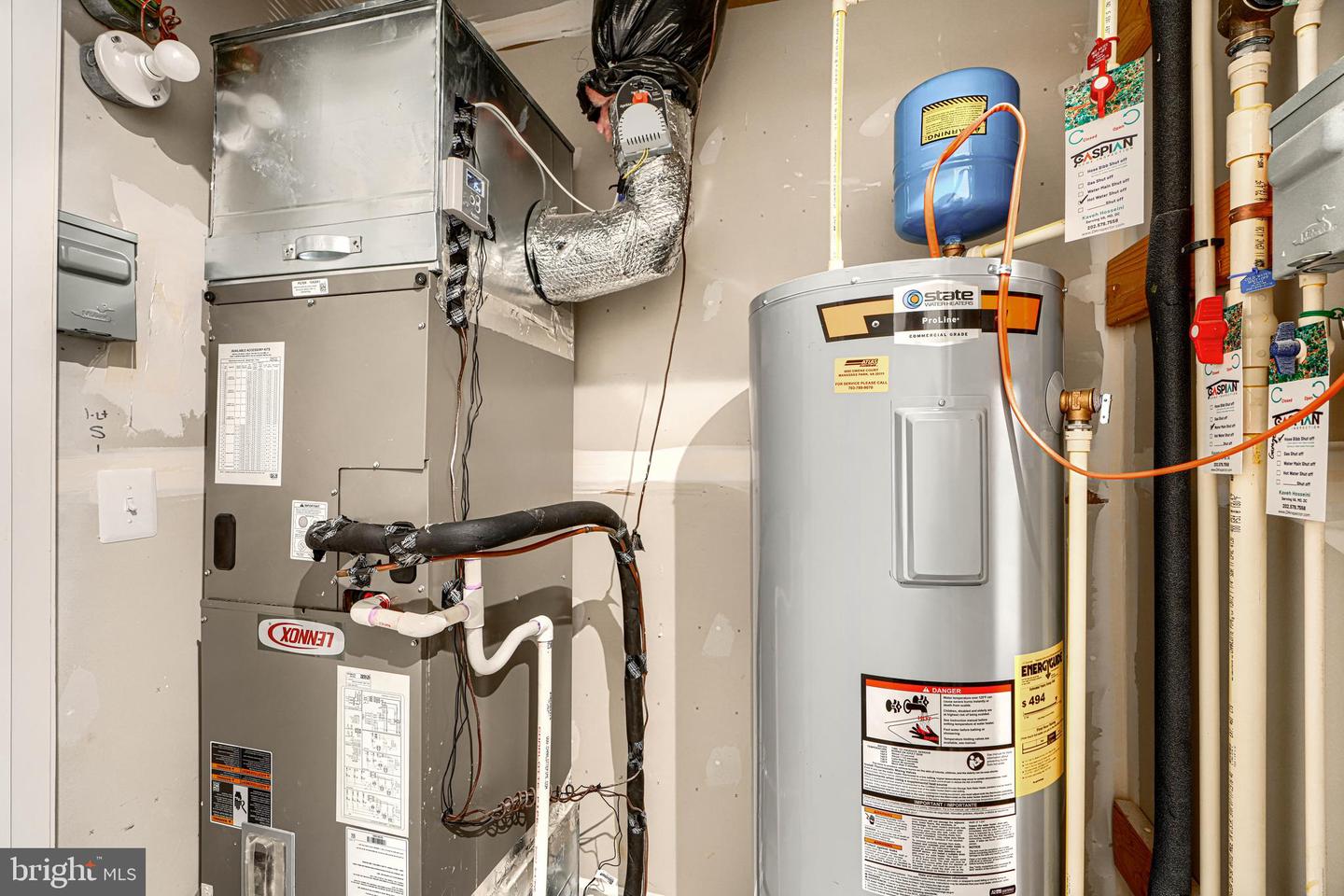 2596 NEABSCO COMMON PL, WOODBRIDGE, Virginia 22191, 3 Bedrooms Bedrooms, ,2 BathroomsBathrooms,Residential,For sale,2596 NEABSCO COMMON PL,VAPW2113698 MLS # VAPW2113698