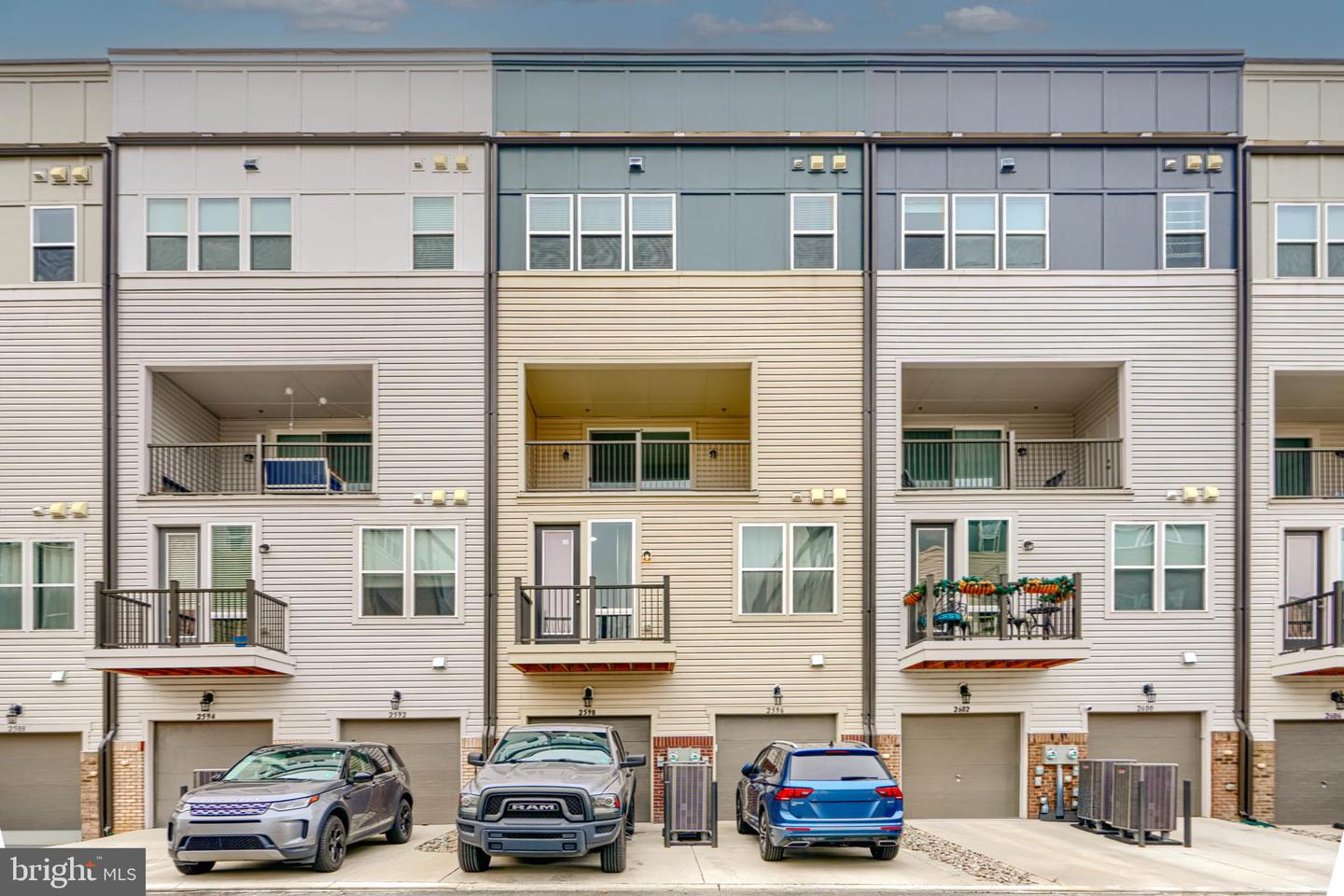 2596 NEABSCO COMMON PL, WOODBRIDGE, Virginia 22191, 3 Bedrooms Bedrooms, ,2 BathroomsBathrooms,Residential,For sale,2596 NEABSCO COMMON PL,VAPW2113698 MLS # VAPW2113698