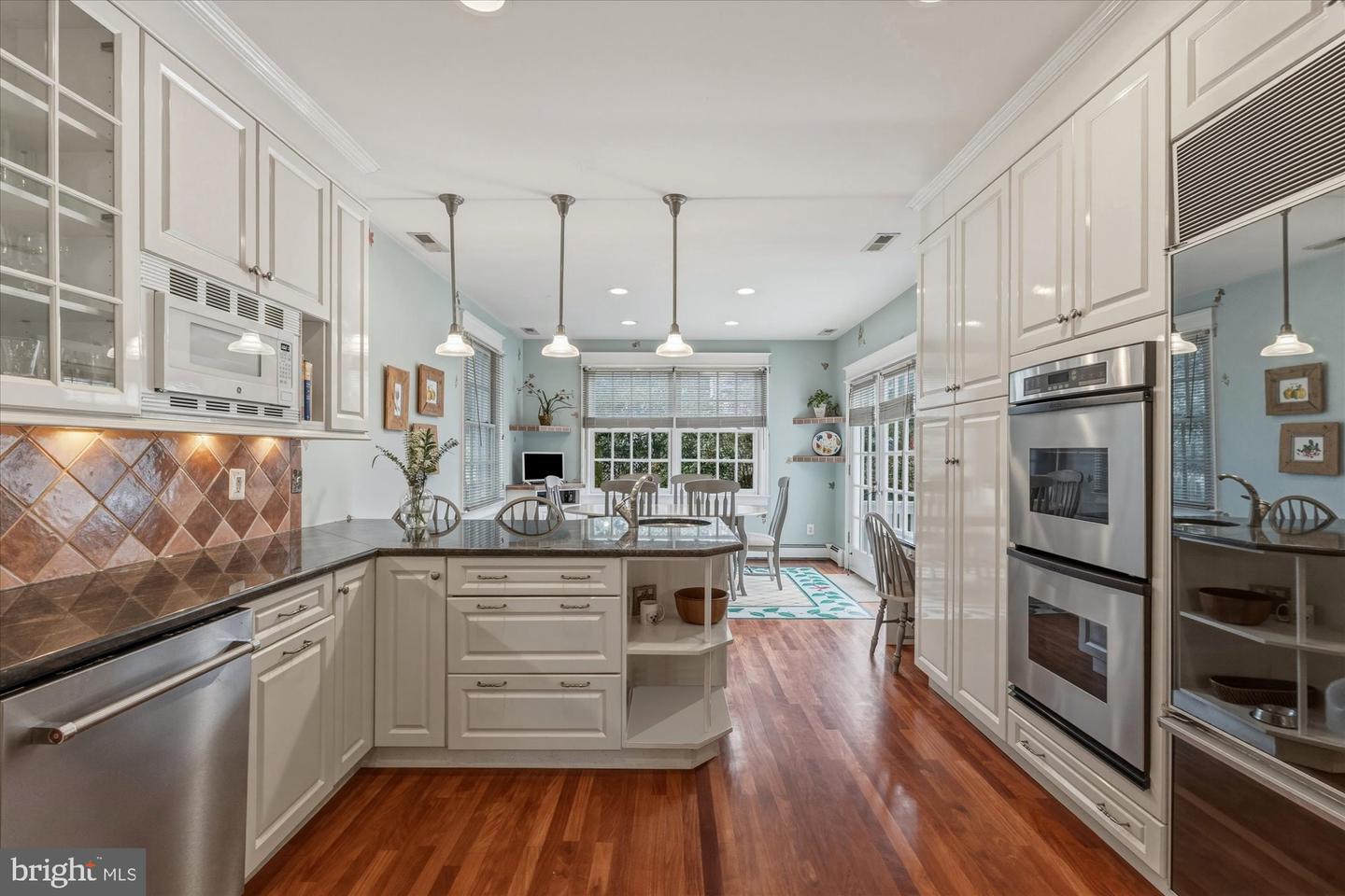 6108 VERNON TERRACE, ALEXANDRIA, Virginia 22307, 6 Bedrooms Bedrooms, 14 Rooms Rooms,4 BathroomsBathrooms,Residential,For sale,6108 VERNON TERRACE,VAFX2293918 MLS # VAFX2293918