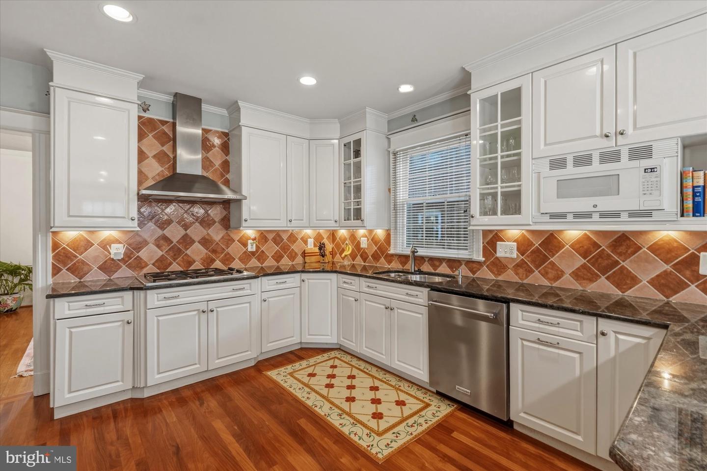 6108 VERNON TERRACE, ALEXANDRIA, Virginia 22307, 6 Bedrooms Bedrooms, 14 Rooms Rooms,4 BathroomsBathrooms,Residential,For sale,6108 VERNON TERRACE,VAFX2293918 MLS # VAFX2293918