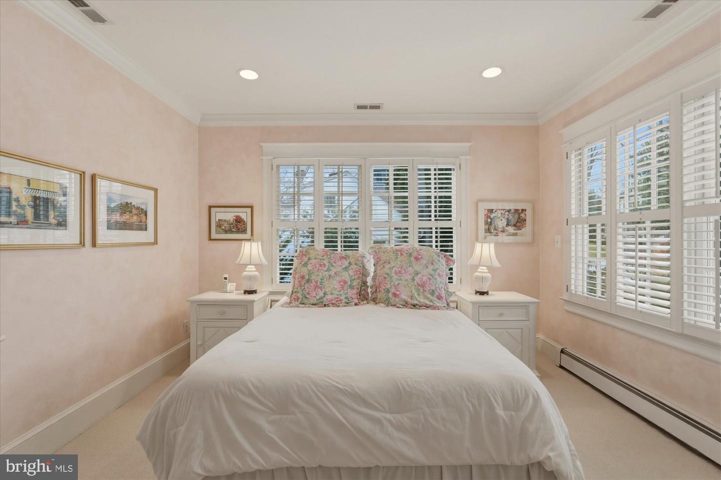 6108 VERNON TERRACE, ALEXANDRIA, Virginia 22307, 6 Bedrooms Bedrooms, 14 Rooms Rooms,4 BathroomsBathrooms,Residential,For sale,6108 VERNON TERRACE,VAFX2293918 MLS # VAFX2293918