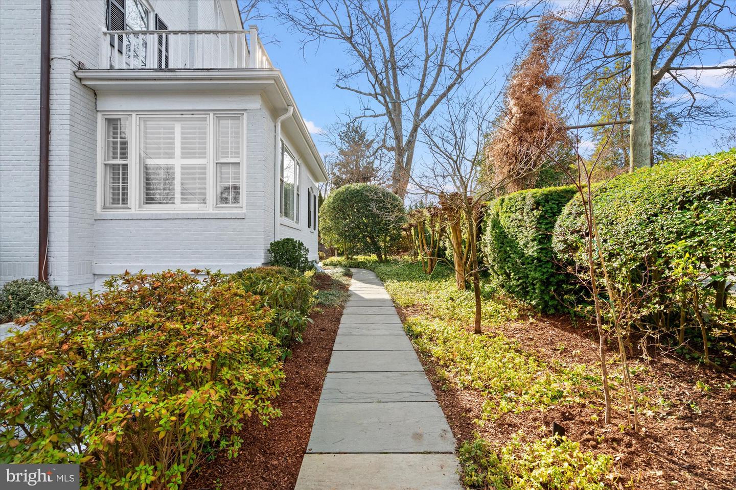 6108 VERNON TERRACE, ALEXANDRIA, Virginia 22307, 6 Bedrooms Bedrooms, 14 Rooms Rooms,4 BathroomsBathrooms,Residential,For sale,6108 VERNON TERRACE,VAFX2293918 MLS # VAFX2293918
