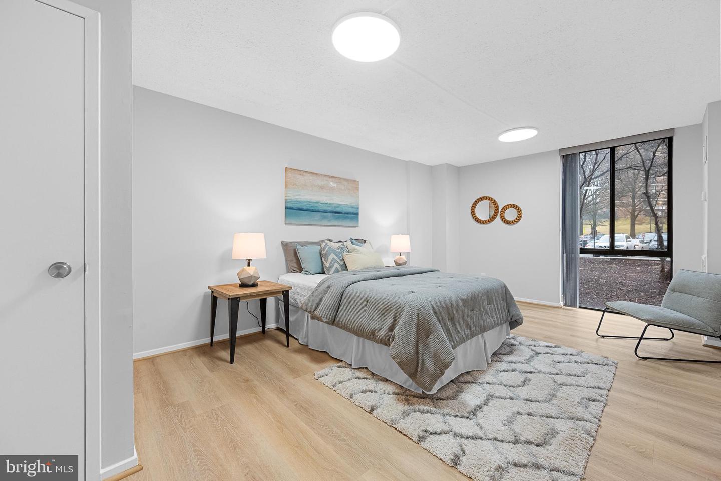 2300 PIMMIT DR #112, FALLS CHURCH, Virginia 22043, 2 Bedrooms Bedrooms, 5 Rooms Rooms,2 BathroomsBathrooms,Residential,For sale,2300 PIMMIT DR #112,VAFX2293936 MLS # VAFX2293936