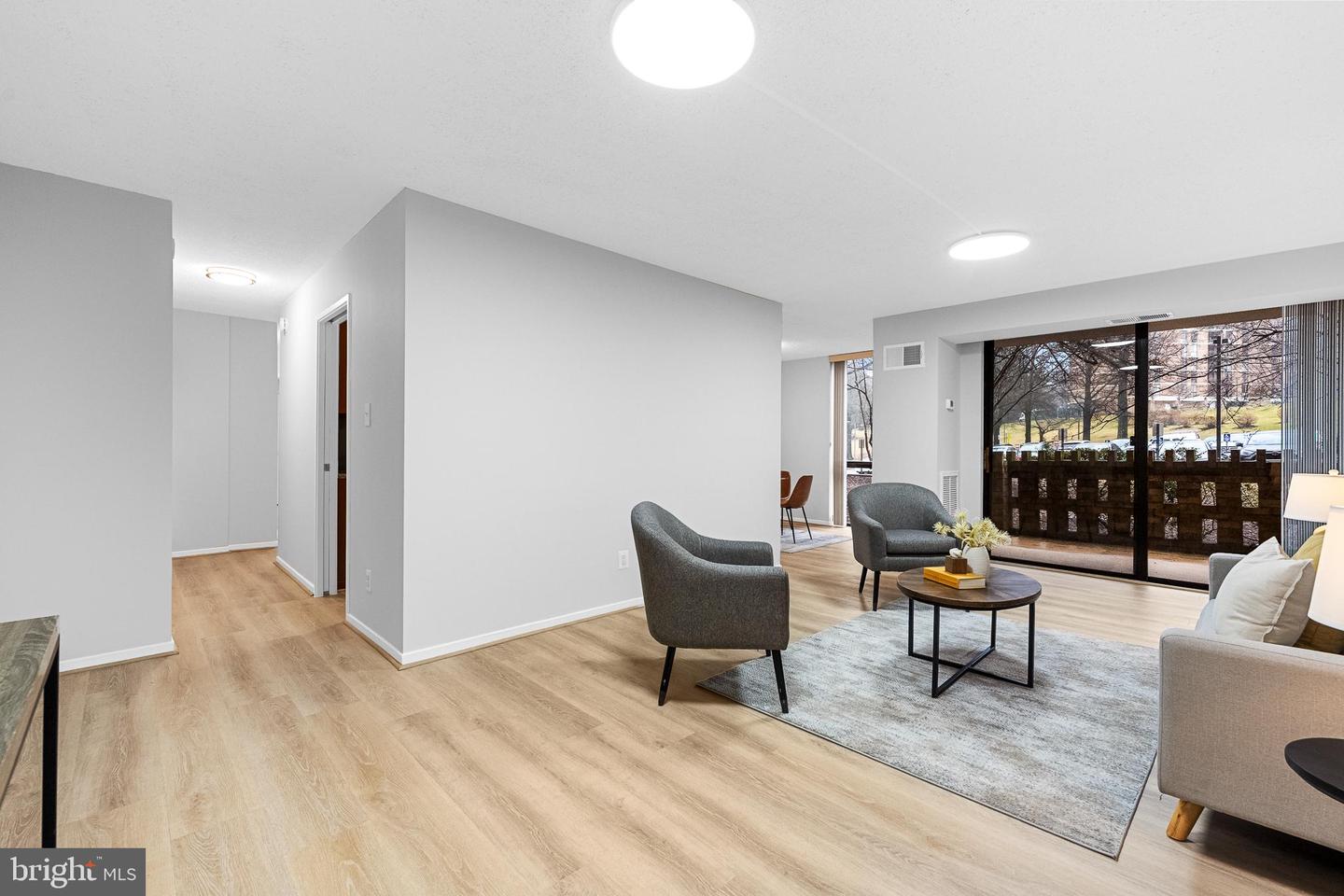 2300 PIMMIT DR #112, FALLS CHURCH, Virginia 22043, 2 Bedrooms Bedrooms, 5 Rooms Rooms,2 BathroomsBathrooms,Residential,For sale,2300 PIMMIT DR #112,VAFX2293936 MLS # VAFX2293936