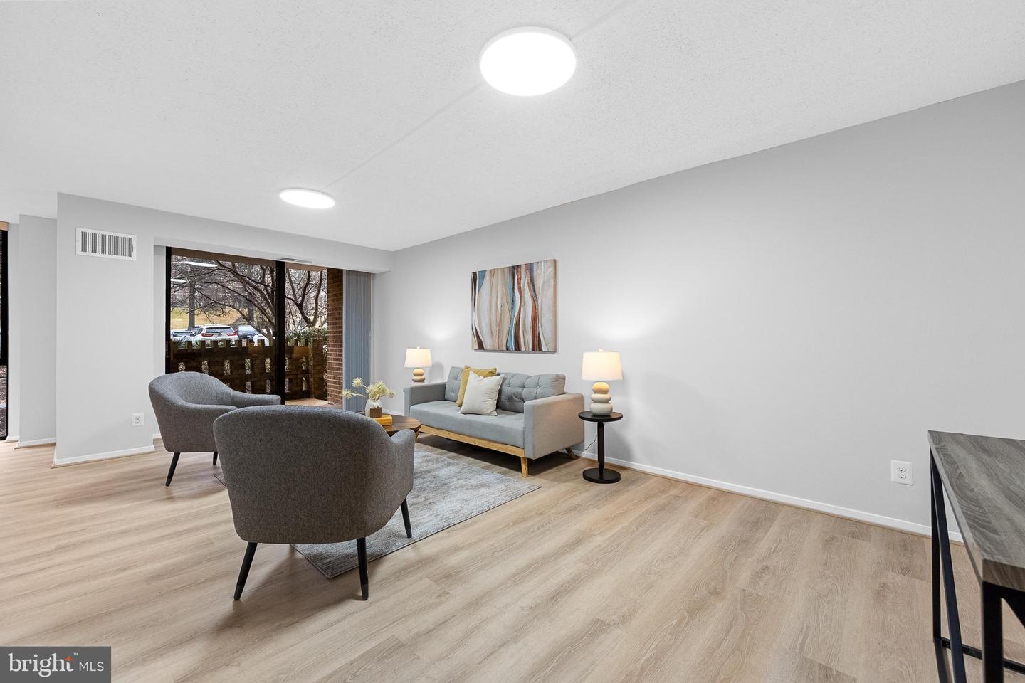 2300 PIMMIT DR #112, FALLS CHURCH, Virginia 22043, 2 Bedrooms Bedrooms, 5 Rooms Rooms,2 BathroomsBathrooms,Residential,For sale,2300 PIMMIT DR #112,VAFX2293936 MLS # VAFX2293936