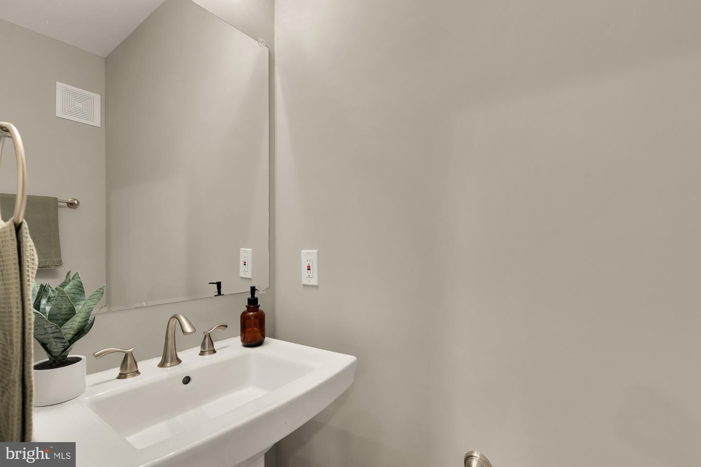 2907 7TH ST NE, WASHINGTON, District Of Columbia 20017, 4 Bedrooms Bedrooms, ,3 BathroomsBathrooms,Residential,For sale,2907 7TH ST NE,DCDC2248824 MLS # DCDC2248824