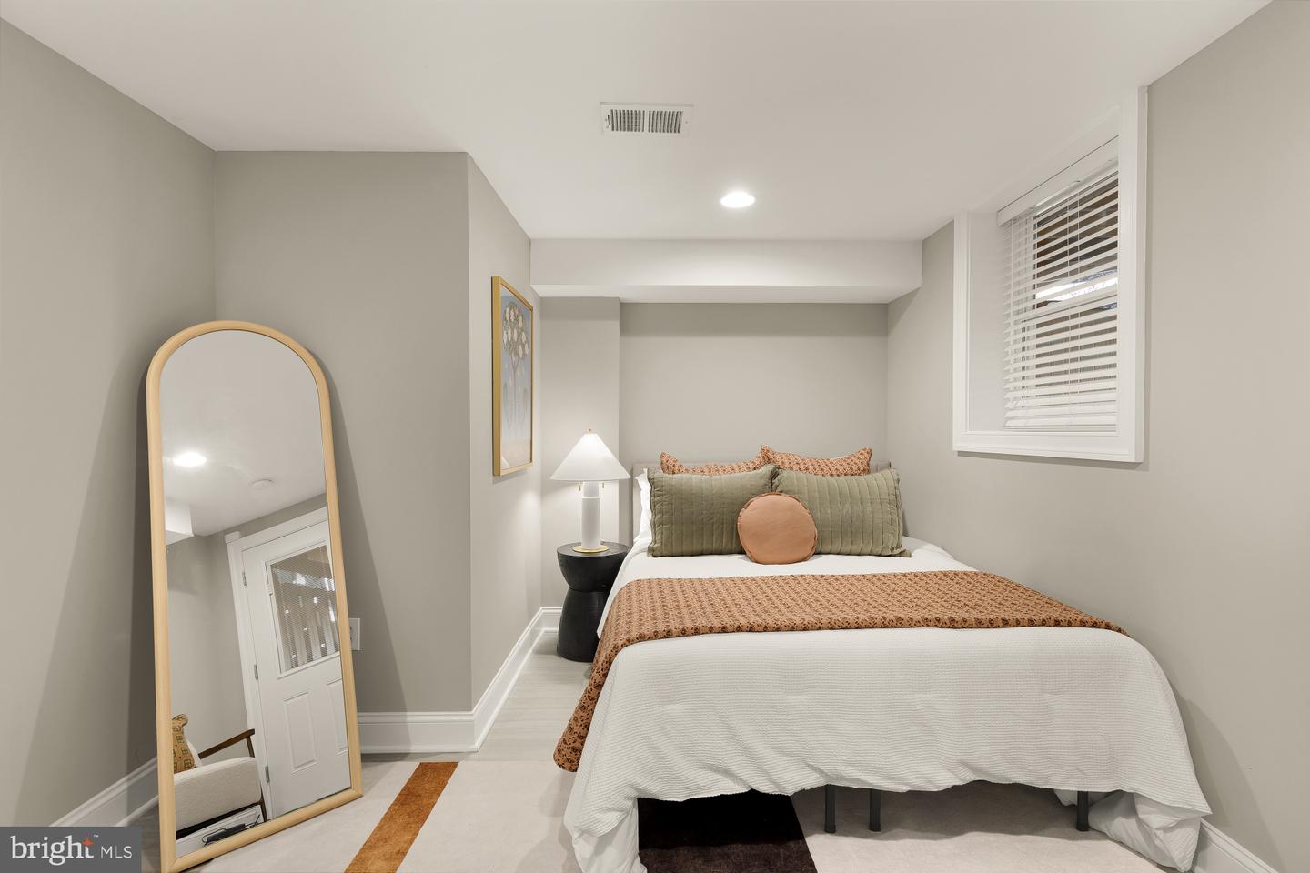 2907 7TH ST NE, WASHINGTON, District Of Columbia 20017, 4 Bedrooms Bedrooms, ,3 BathroomsBathrooms,Residential,For sale,2907 7TH ST NE,DCDC2248824 MLS # DCDC2248824